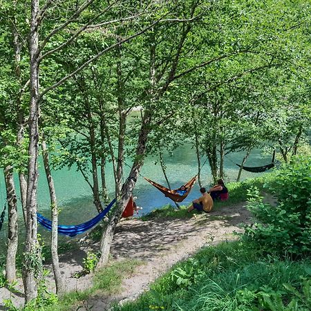 Rafting Camp Encijan Hotel Foca Ngoại thất bức ảnh