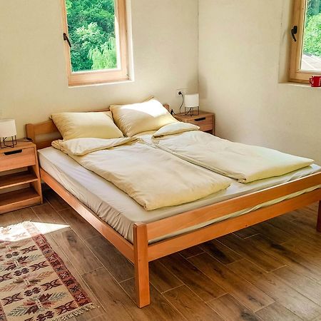 Rafting Camp Encijan Hotel Foca Ngoại thất bức ảnh