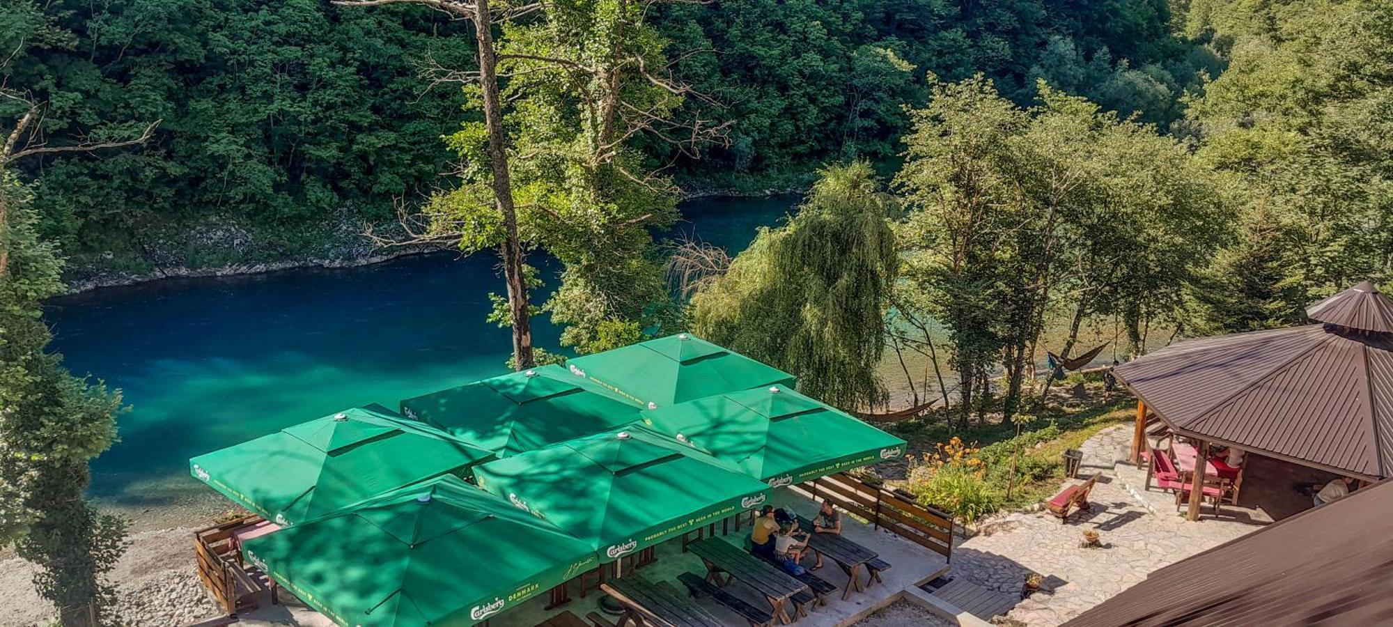 Rafting Camp Encijan Hotel Foca Ngoại thất bức ảnh