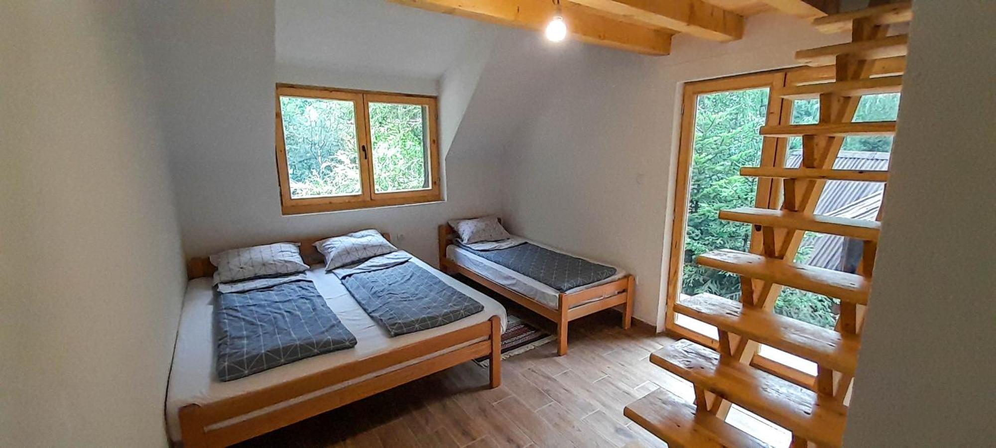 Rafting Camp Encijan Hotel Foca Ngoại thất bức ảnh