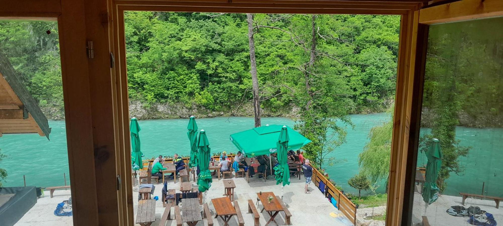 Rafting Camp Encijan Hotel Foca Phòng bức ảnh