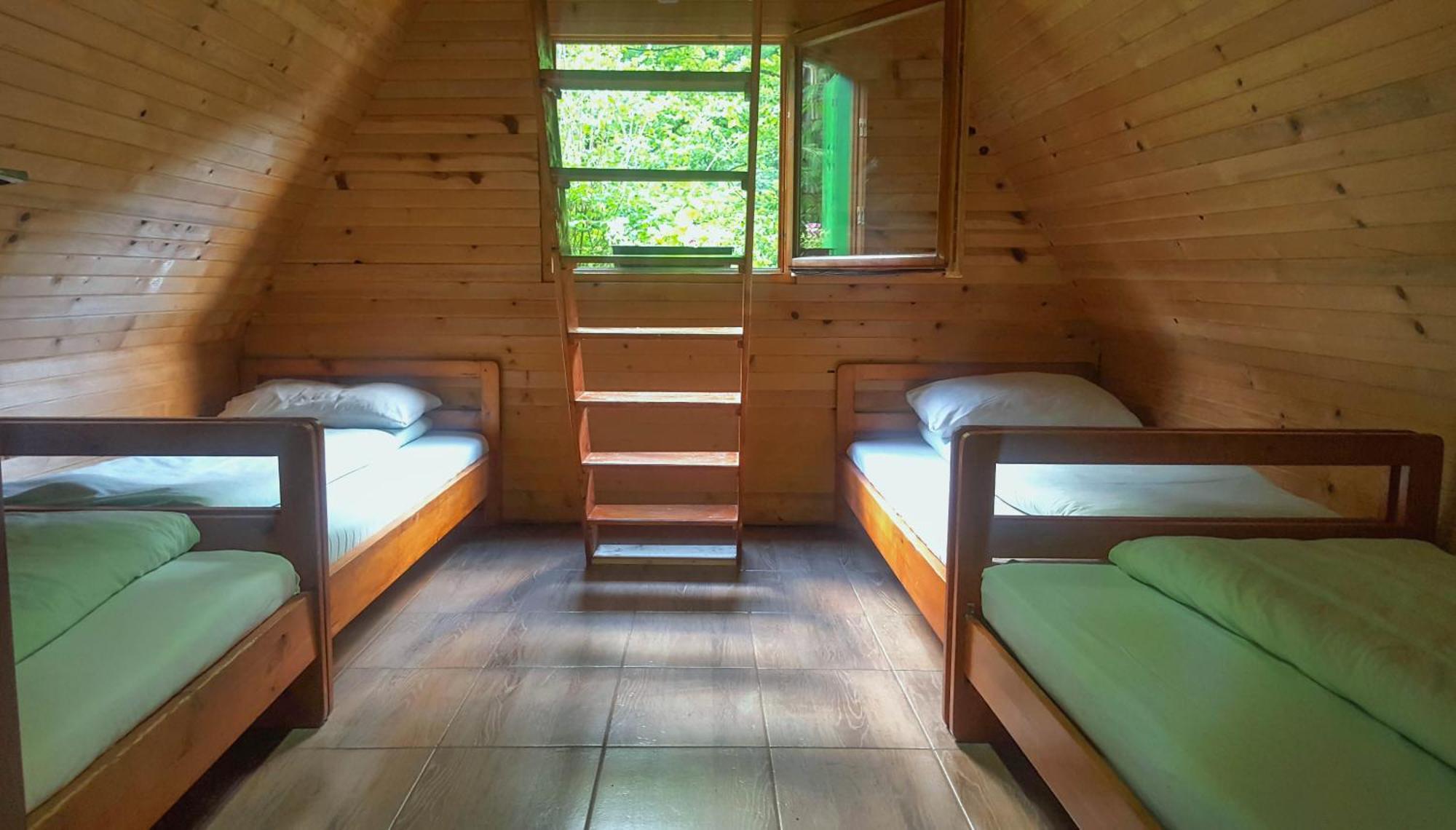Rafting Camp Encijan Hotel Foca Phòng bức ảnh